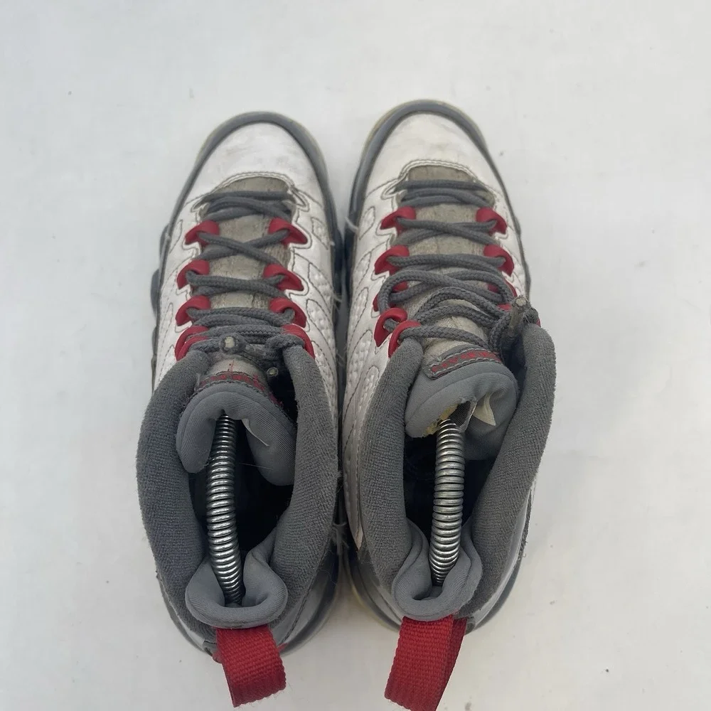 Jordan 9 Fire Red Shoes Youth Size 5.5Y Kids 302359-162